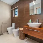2br Albur Village With Pool Balcony #1983 *