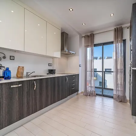 2br Albur Village With Pool Balcony #1983 *